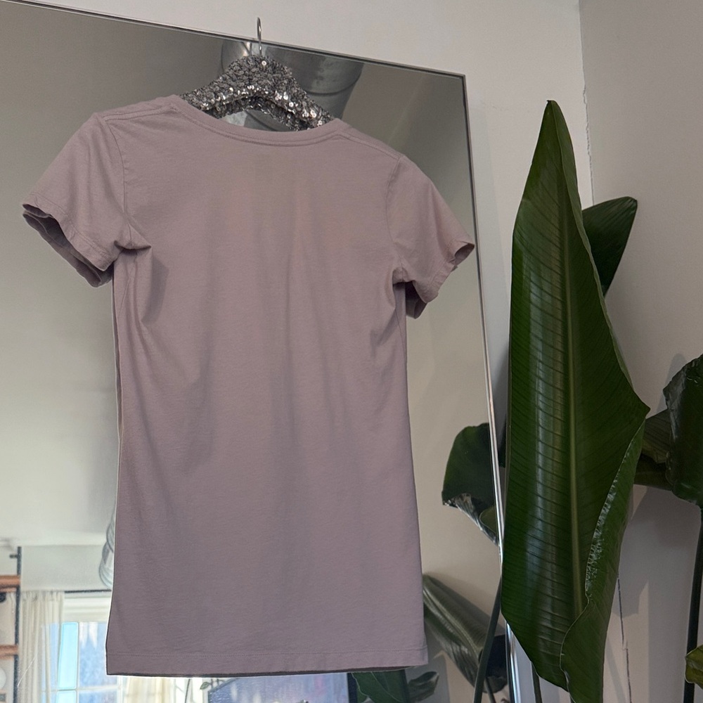 J’mappelle L’amour French Graphic Tee by Spark in The Dark Urban Outfitters - Picture 8 of 12